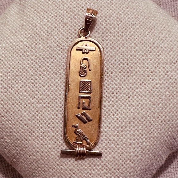Vintage | Pendant | Egyptian Cartouche  Pendant | Sophia - Picture 8 of 8